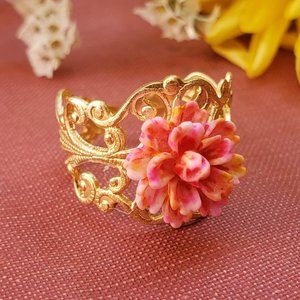 Vintaged Sunburst Lace Ring